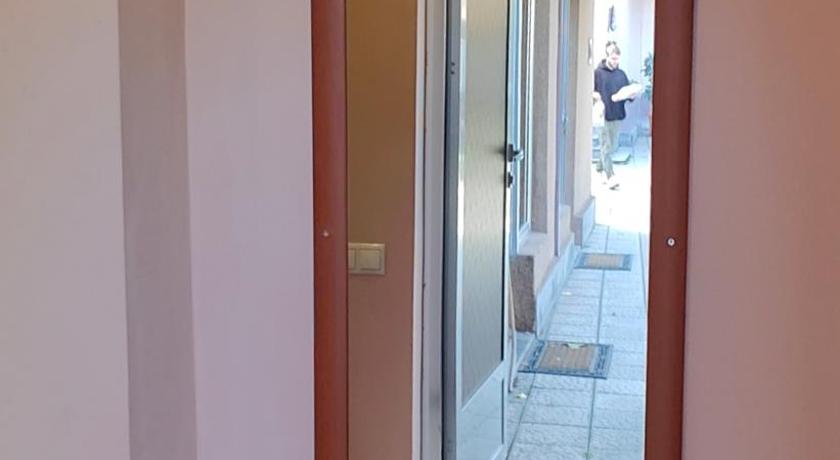 Image of Deluxe Triple Room 14