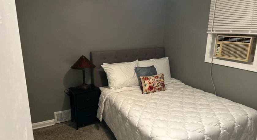 시트 플레전트 (MD) Unit-A Gorgeous private suite near metro train station and Washington DC 3성급 숙소 수영장