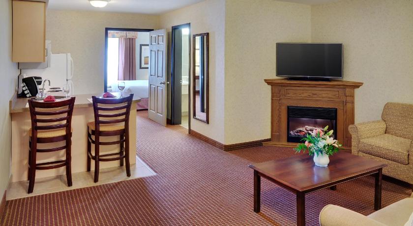 Pomeroy Inn and Suites Dawson Creek