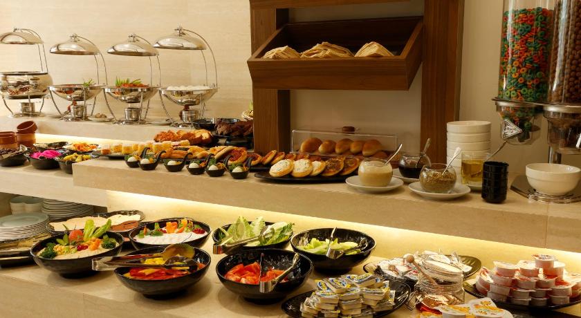 Gardens Hotel Amman - image 10