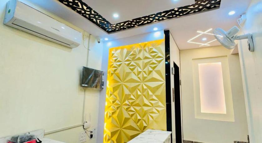 KashVi Hotels - image 5