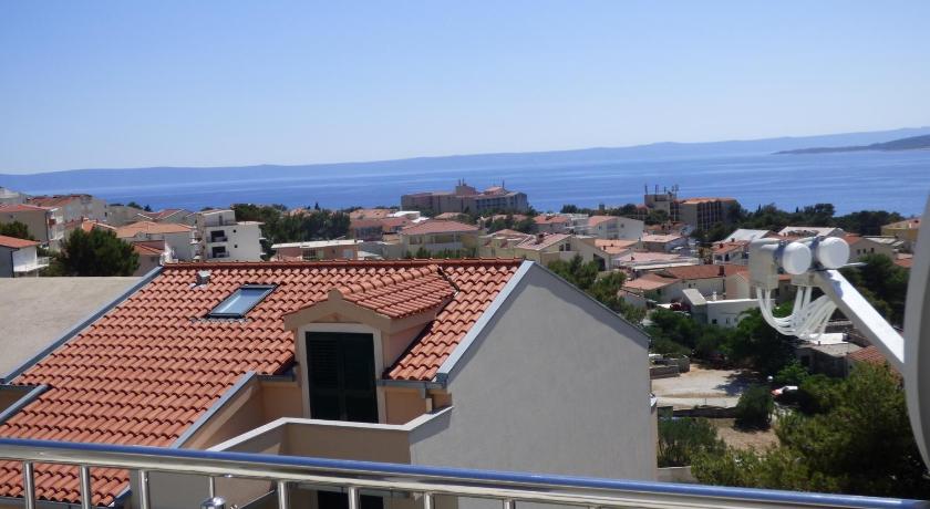 Sea view Apartment Studio for 23 people - close to commodities - image 8