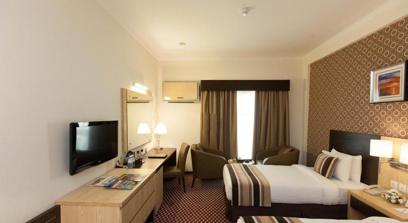 Fortune Karama Hotel - image 9