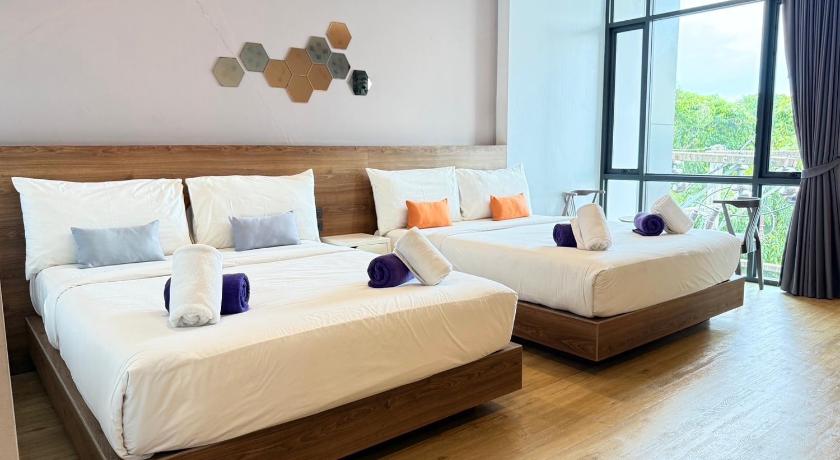 Image of Standard Suite City View 0