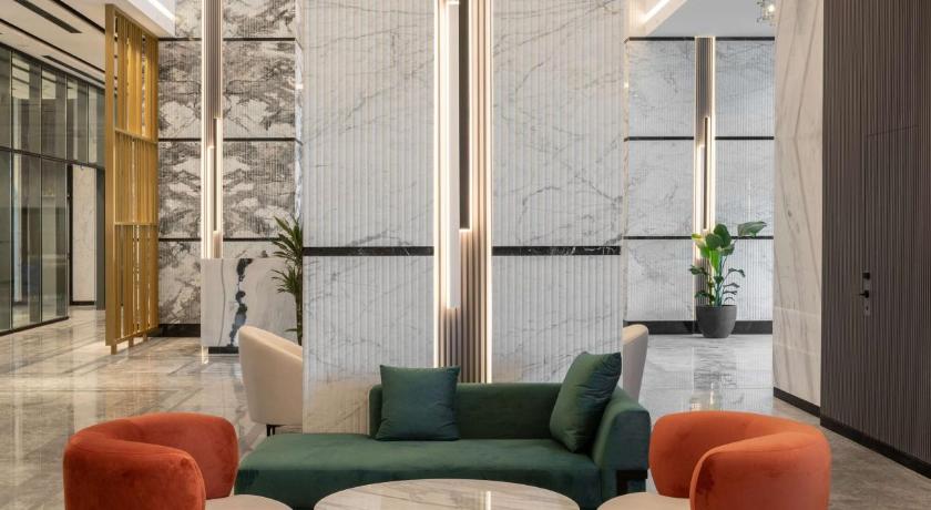 Kuwait City Park Inn by Radisson Hotel & Apartments Kuwait 4-Star Hotel suite