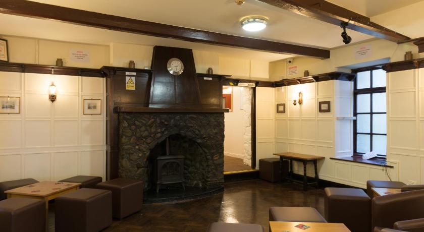 Drovers Arms Hotel photo