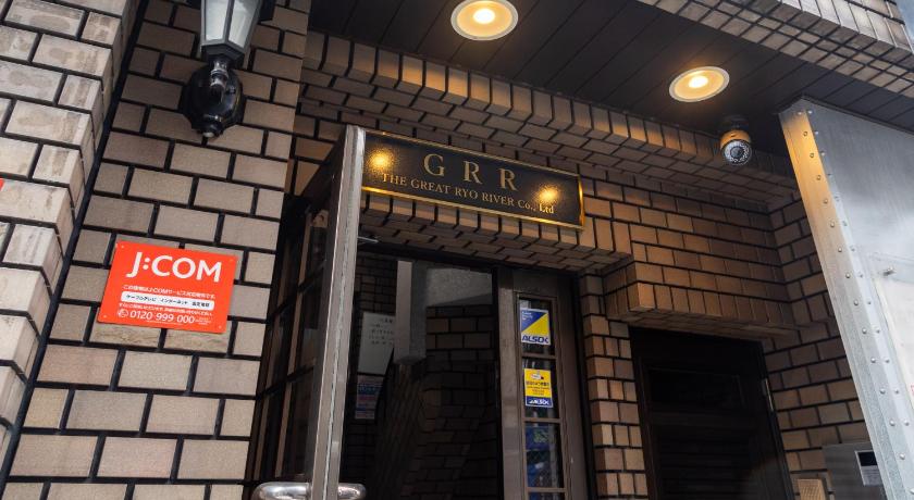 大阪 Nihonbashi GRR6 4星级 单人房 泳池