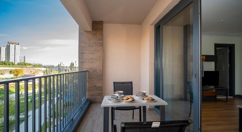RUSEL PARK RESIDENCE - image 13