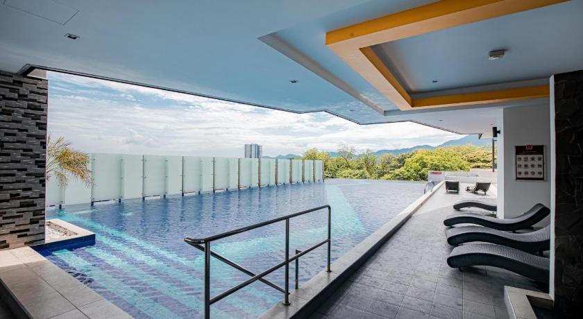 Ipoh Town Majestic Suites by IWH - image 2
