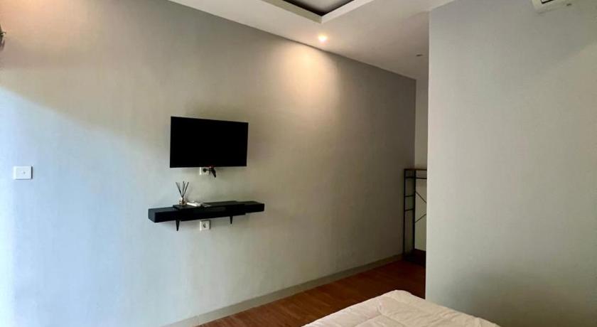 Image of Standard Queen Room 3