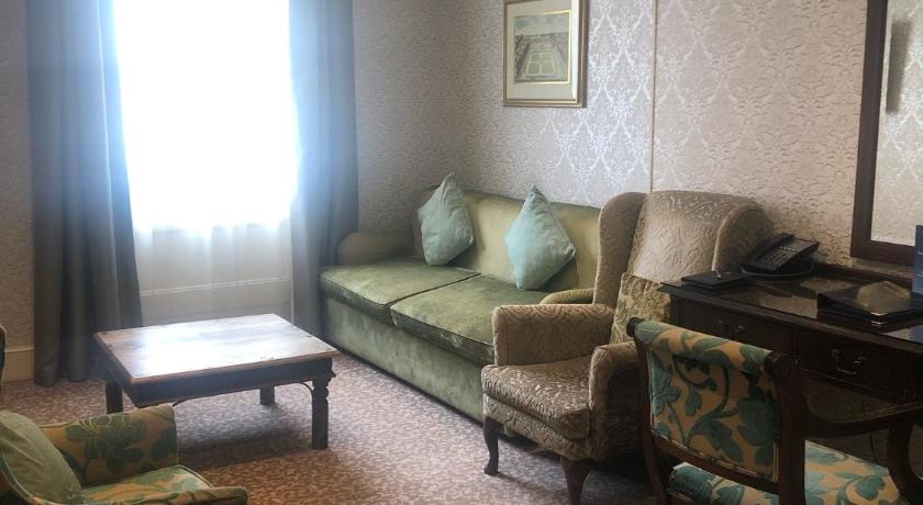 Image of Two Bedroom Junior Suite With Kitchenette 11
