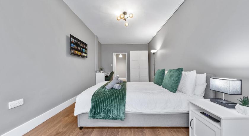 Image of Double Room with Private Bathroom 13