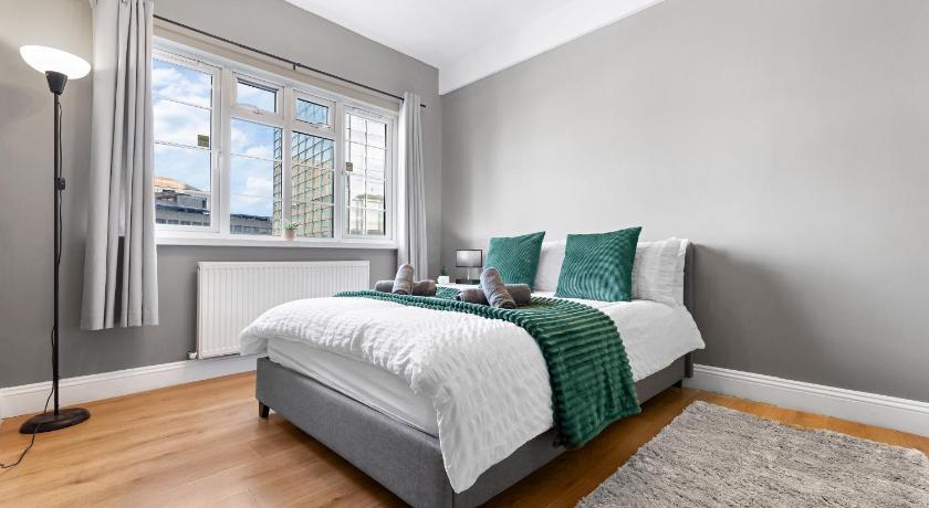 Image of Double Room with Private Bathroom 11