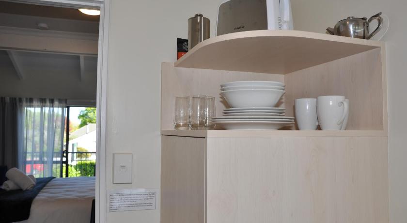Image of Twin Studio 17