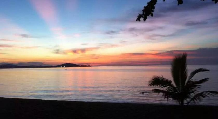 Maenam Villa Hotel - image 23