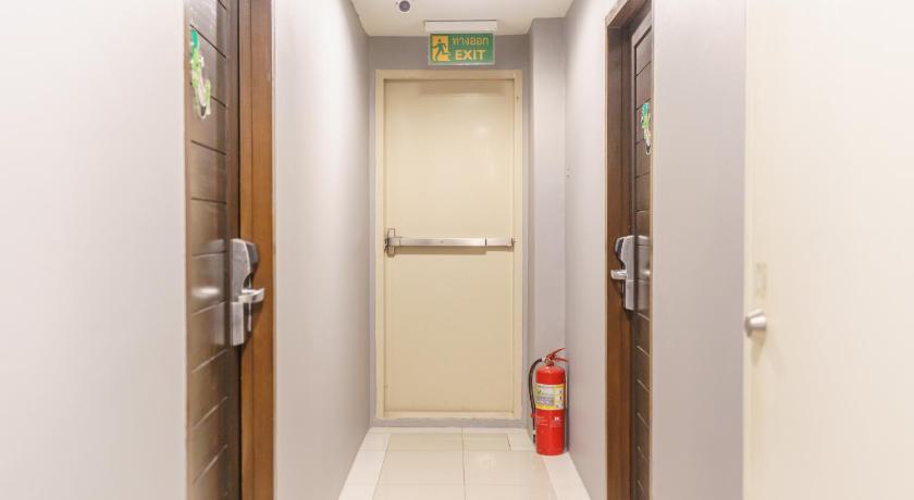 Deco Lux Hotel - image 5