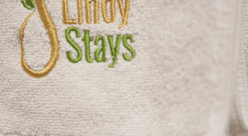 Lindy Stays - image 26