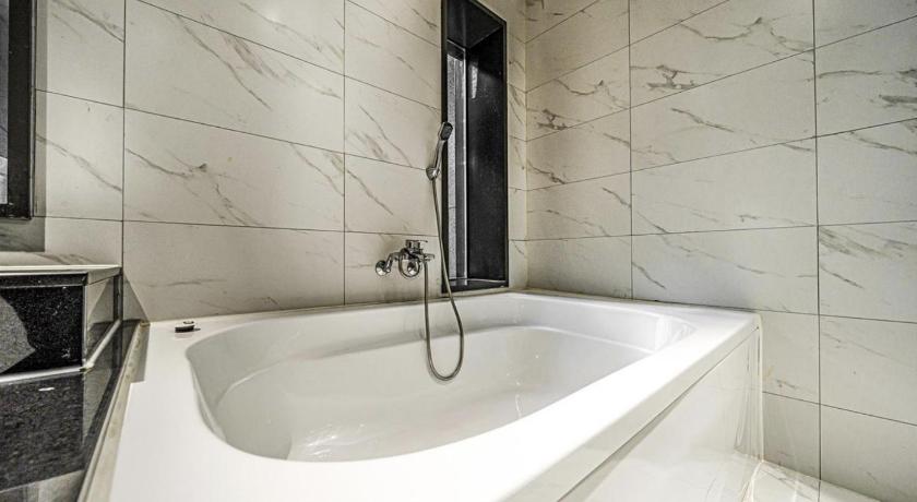 Zenith Hotel Bupyeong - image 18