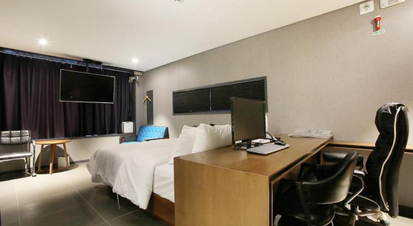 Zenith Hotel Bupyeong - image 46