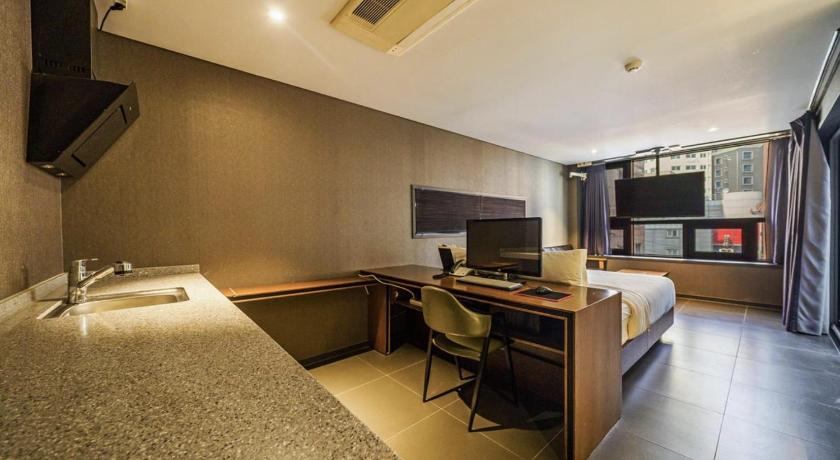 Zenith Hotel Bupyeong - image 33