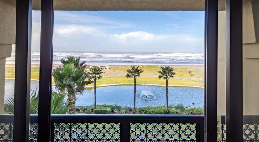 Image of Prime Ocean View Room with King Bed 9