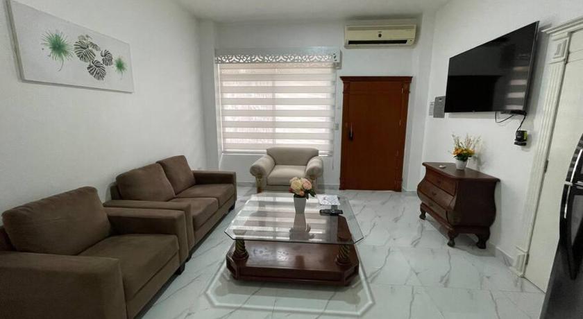Acogedor departamento planta baja # 1