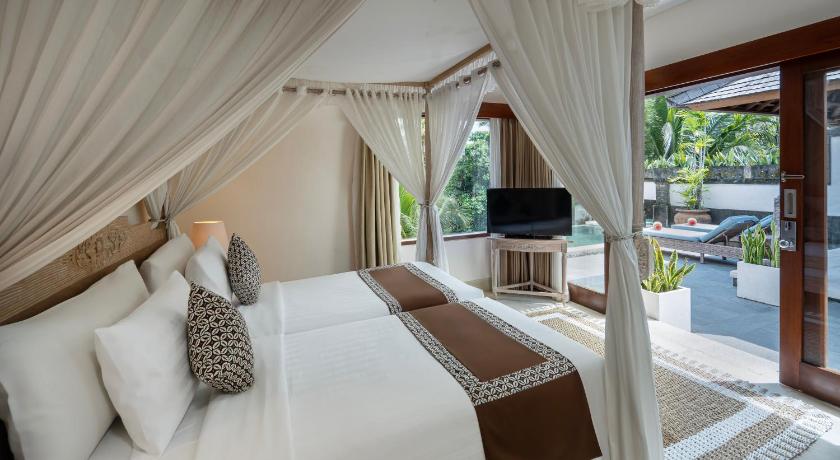 Image of Two-Bedroom Royal Sky Villa 4