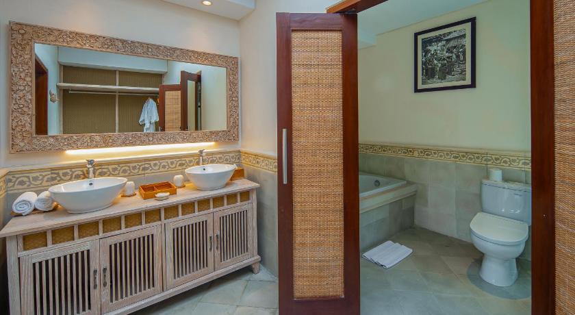 Image of Two-Bedroom Royal Sky Villa 11