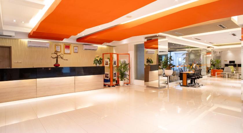 バリ HARRIS Hotel & Residences Riverview Kuta - Bali  4つ星 ホテル プール