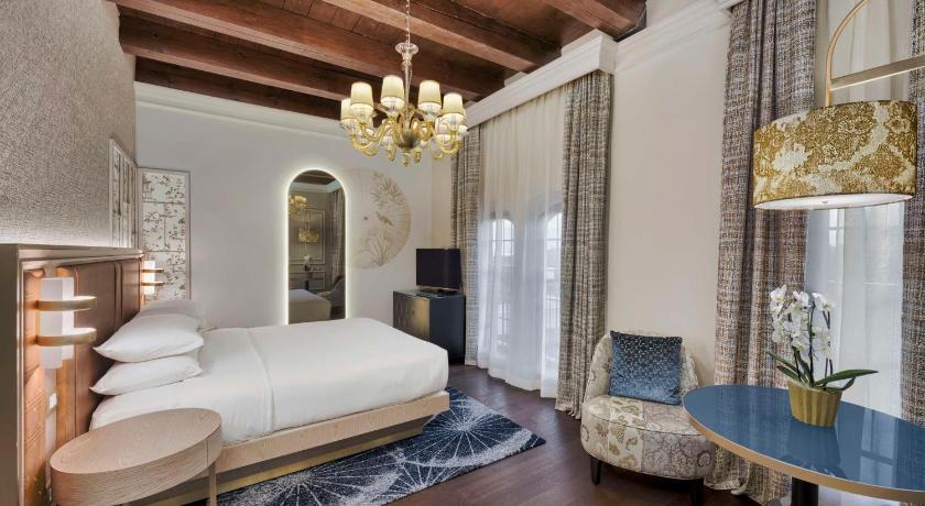 Image of King Molino Executive Room 3