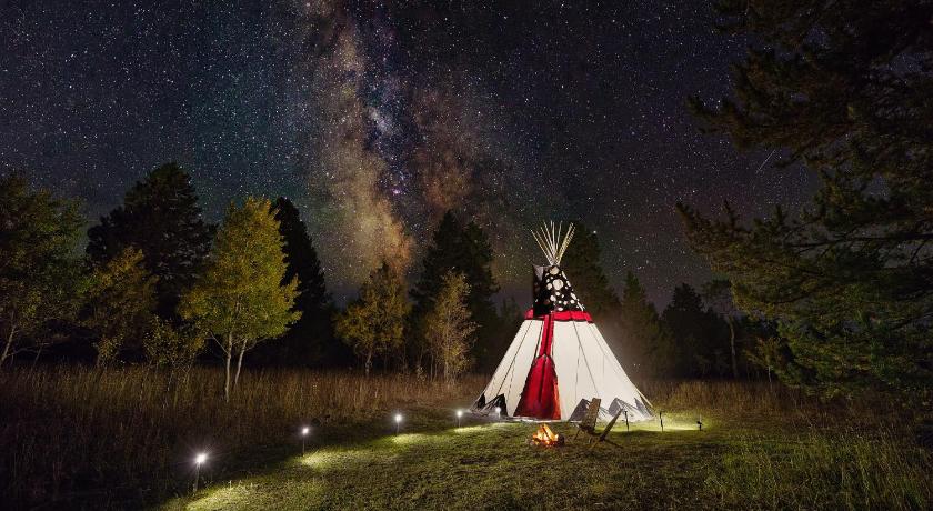 Starlight Retreat Yellowstone