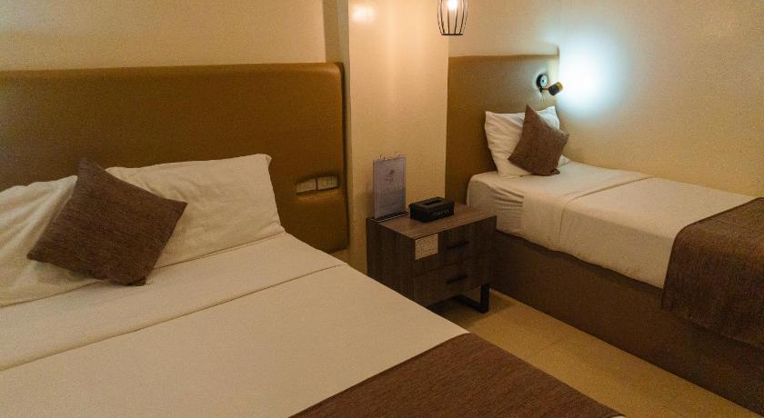 Image of Deluxe Triple Room 1