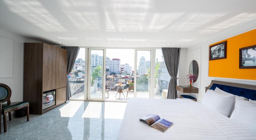 Hanoi Dream Premium Hotel & Spa 4-Star Hotel lobby