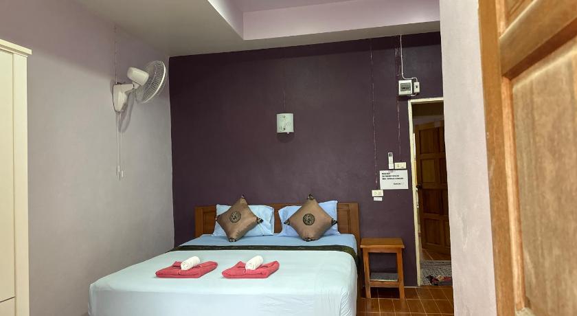 Image of One-Bedroom Apartment 2