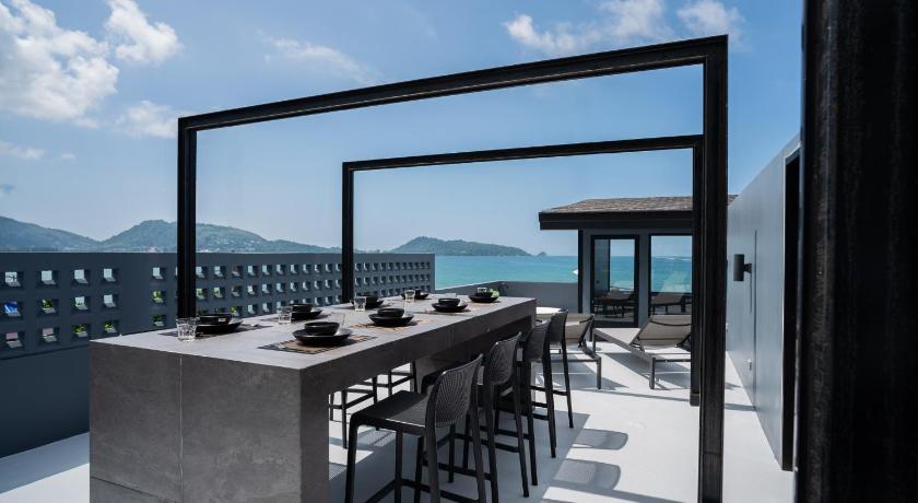 Three Double U - Kalim Sea View