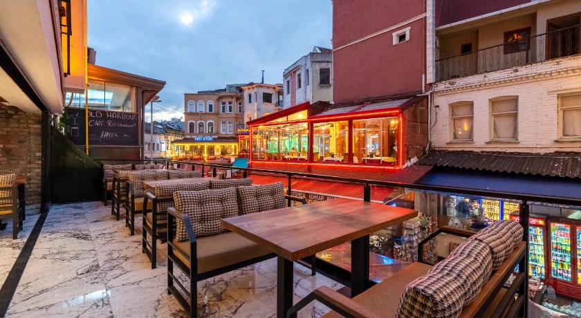 Old Harbour Hotel İstanbul - image 2