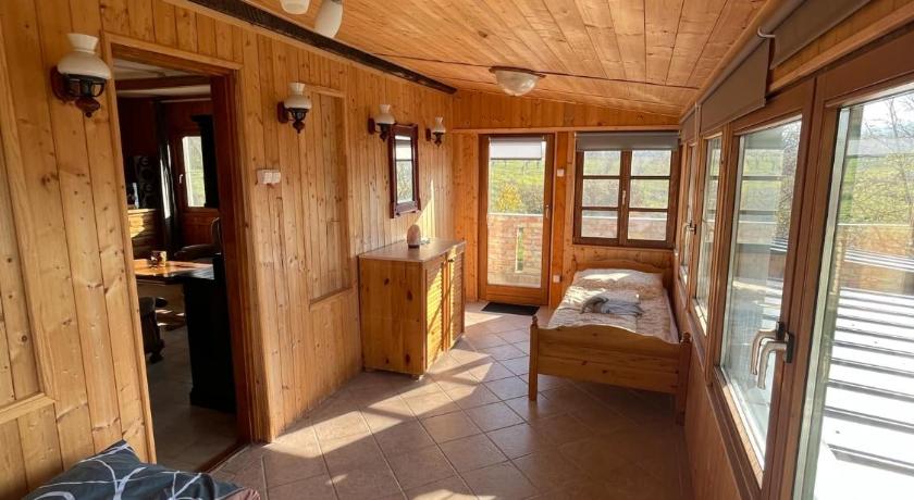 ニウル Kolepcsos Vendeghaz 5つ星 シングルルーム スイート