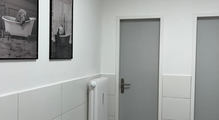 ガルヒング・バイ・ミュンヘン D10 I shared bathrooms&kitchen ホテル レストラン