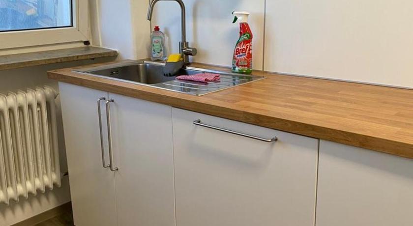 ガルヒング・バイ・ミュンヘン D10 I shared bathrooms&kitchen ホテル 外観