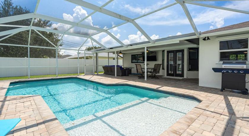 Charming Luxury Heated Pool Home
