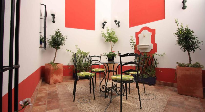 Casa Banos de la Villa