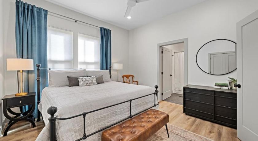 韦科 (德克萨斯州) Gloria Manor - 2 blocks to Magnolia and 3 mins to BU 4星级 单人房 泳池