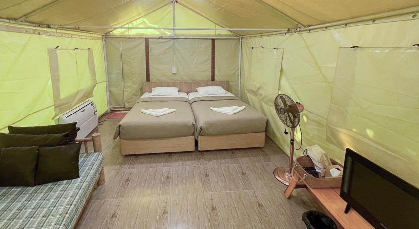 Image of Standard Tent 0