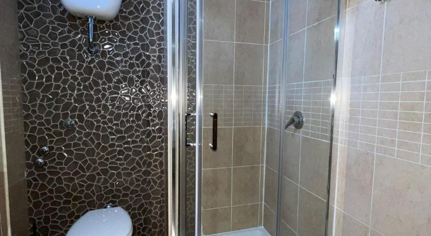 Image of Triple Room 2