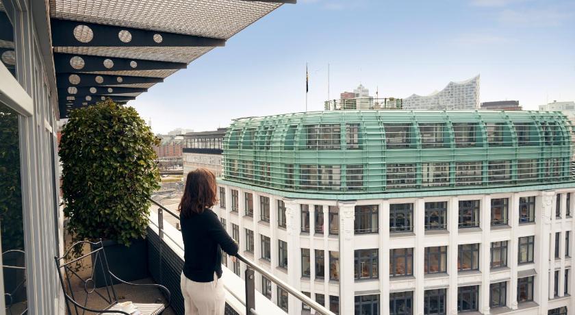 Image of Two-Bedroom Penthouse Apartment 5