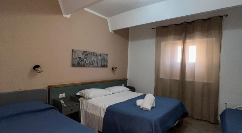 Image of Quadruple Room 1