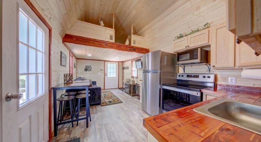 Hainesville 2bed 1bath Cabin with Mountain View, Hot Tub and grilling deck 3-Star Accommodation exterior