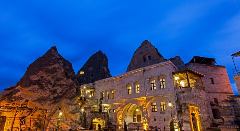 Mithra Cave Hotel