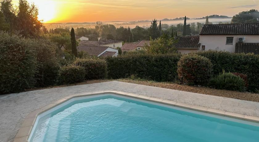 La garrigue des Alpilles
