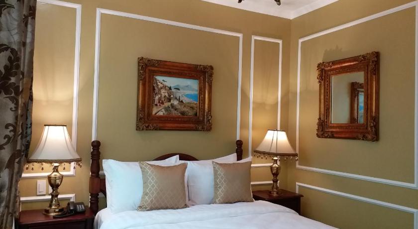 Image of Private Villa with Swimming Pool 8